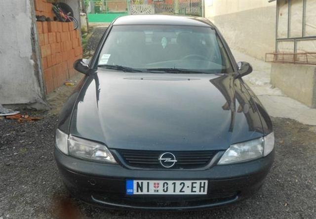 Opel Vectra -98