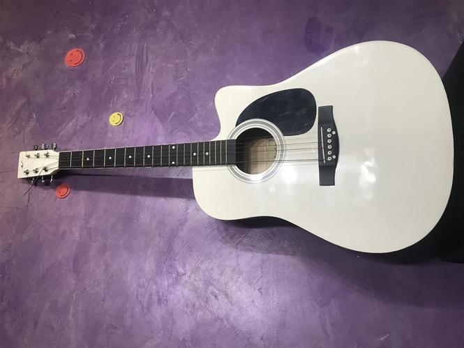 Don Carlos gitara