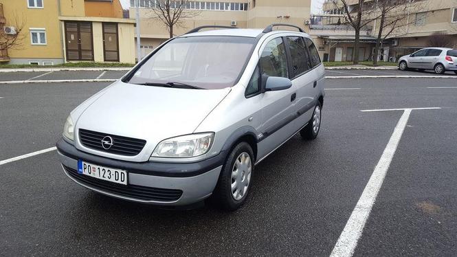Opel zafira 2.0dti 2001god