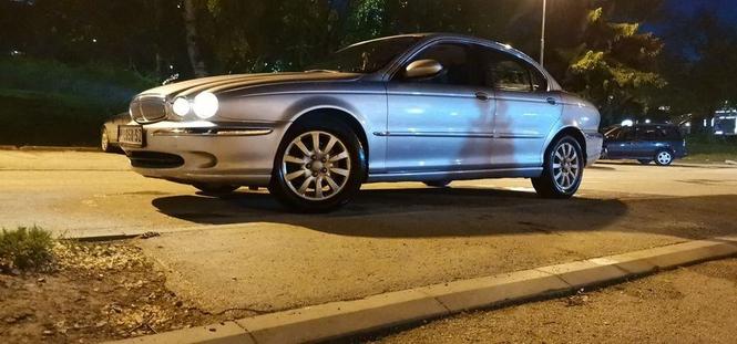 Jaguar X Tupe 06