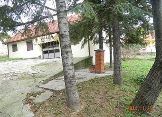 Kuca Beli Potok ispod same Avale,Centar-Povoljno