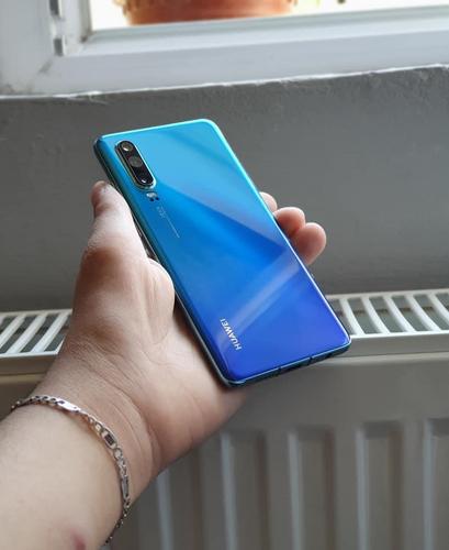 Huawei P30 Aurora Blue