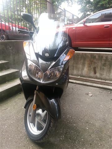 Yamaha-Majesty-400---09