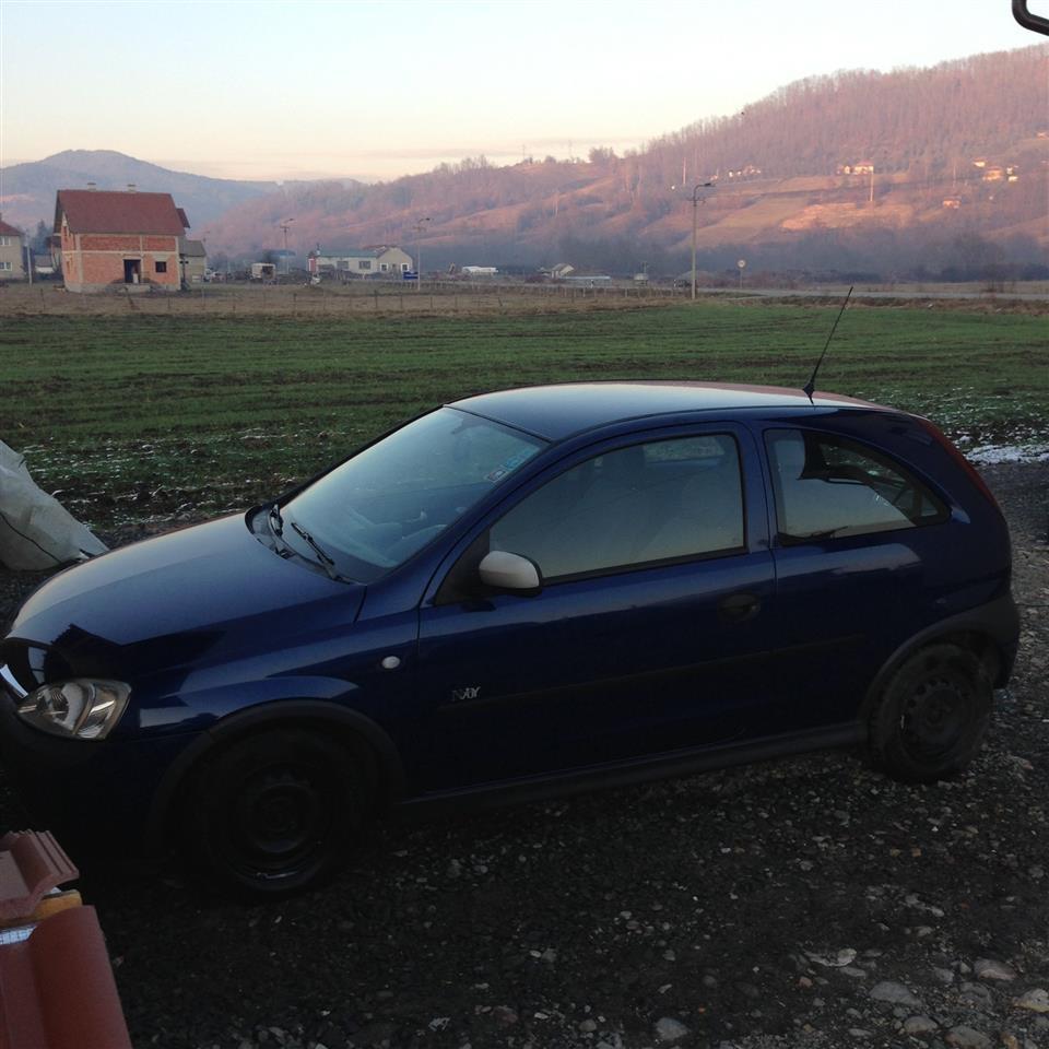 Opel-Corsa-1-0-12v