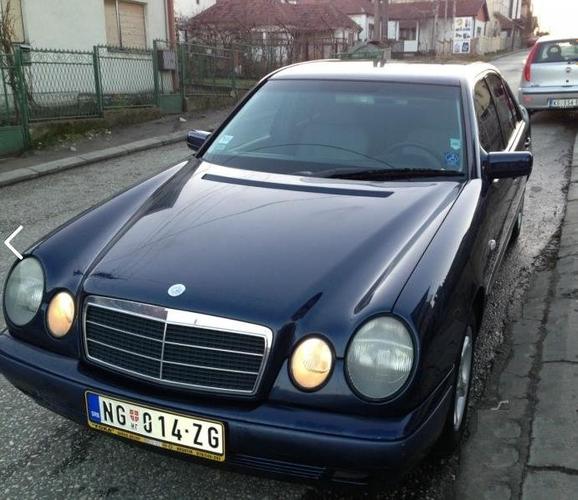 Mercedes Benz E 220 -98