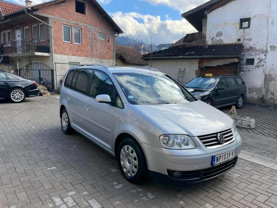 Vw-TOURAN
