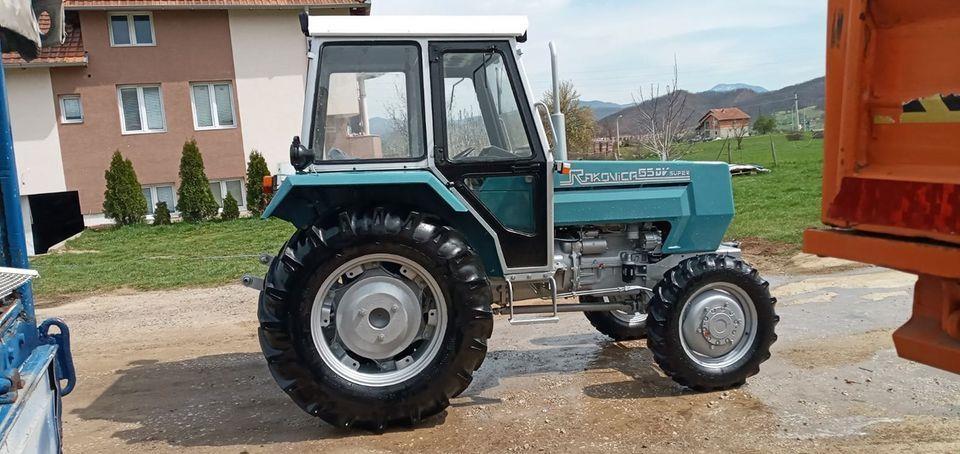 Na----prodaju-traktor