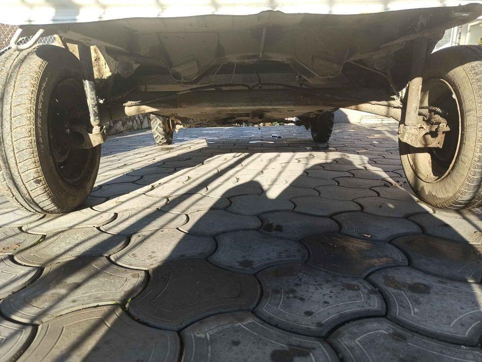 Yugo-in-offroad