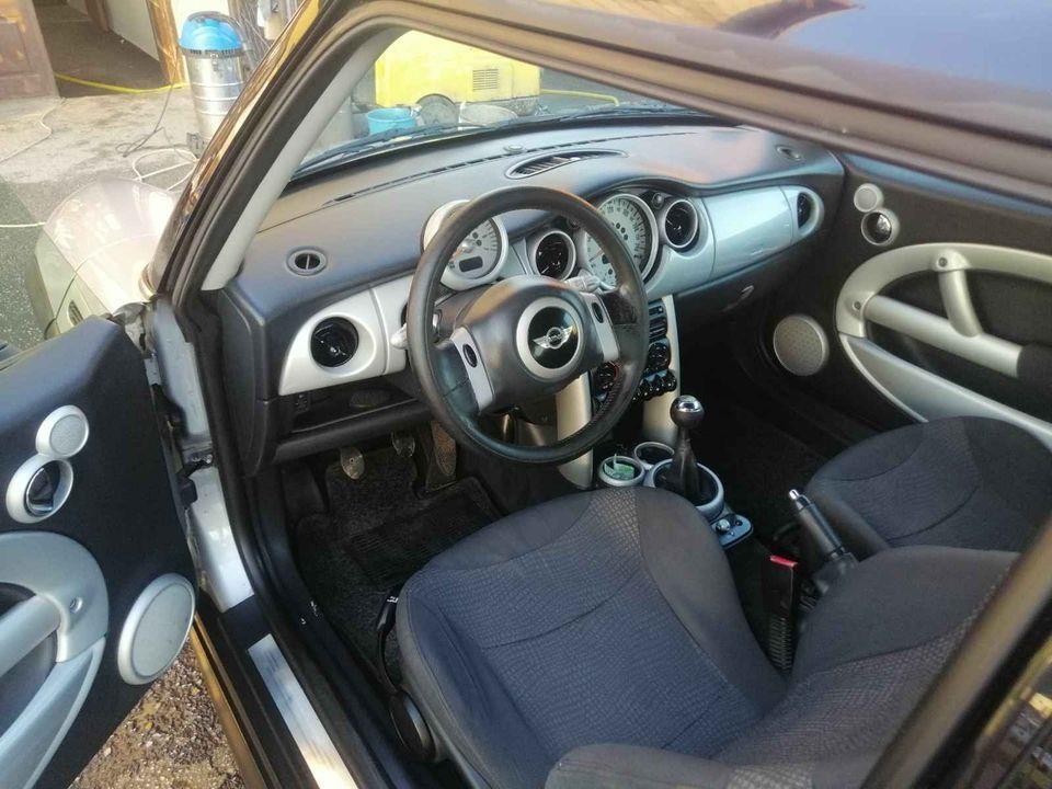 Mini-Cooper-1-4-Dizel-2003god-