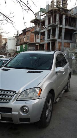 Mercedes-ML-350--06-