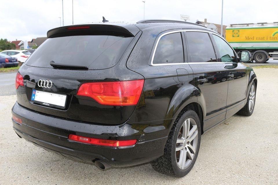 2006-Audi-Q7--3-0-TDI