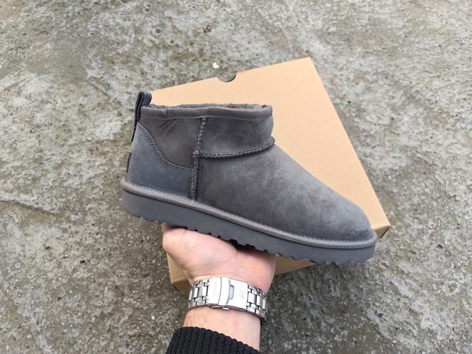 UGG Ultra Mini čizme