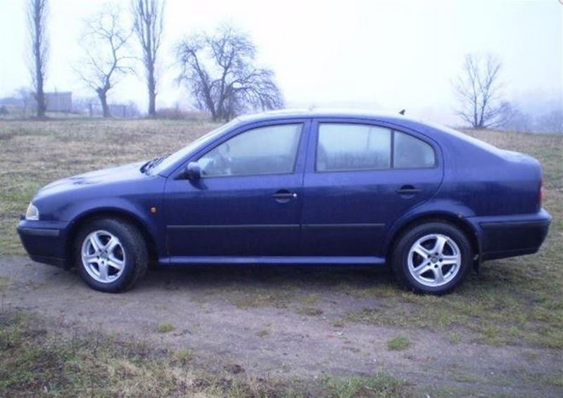 Skoda-Octavia-SLX-ELEGANCE--02