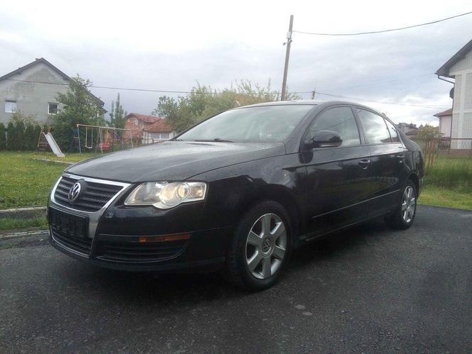 Pasat b6 1.9 TDI  2005g