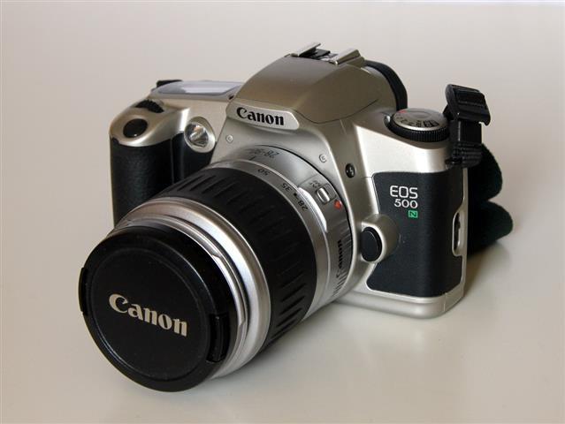 Canon EOS 500 N