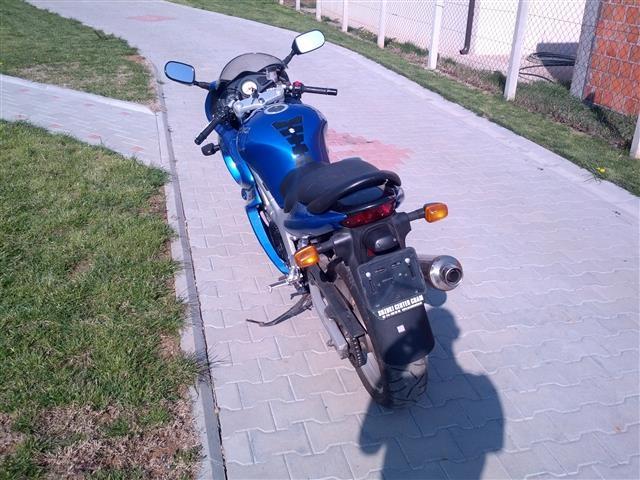 Suzuki-sv650v