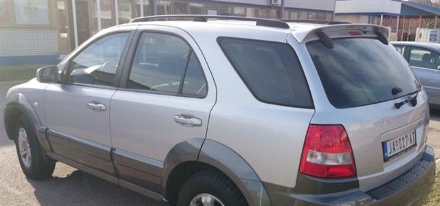 Kia-Sorento---04