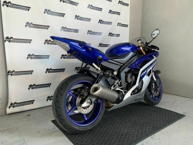 2016-Yamaha-YZF-R6-