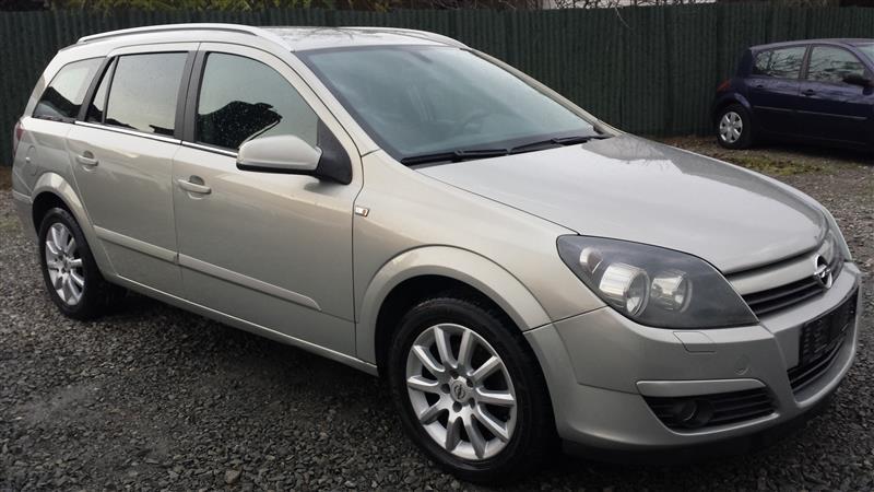 Opel-Astra-1-7-cdti--05