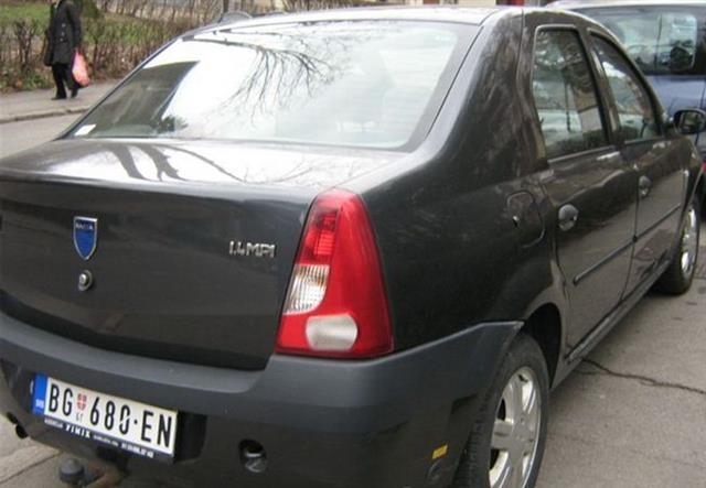 Dacia-Logan-MPi--06