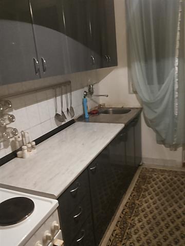 Izdaje-se-stan-55m2-na-Karaburmi