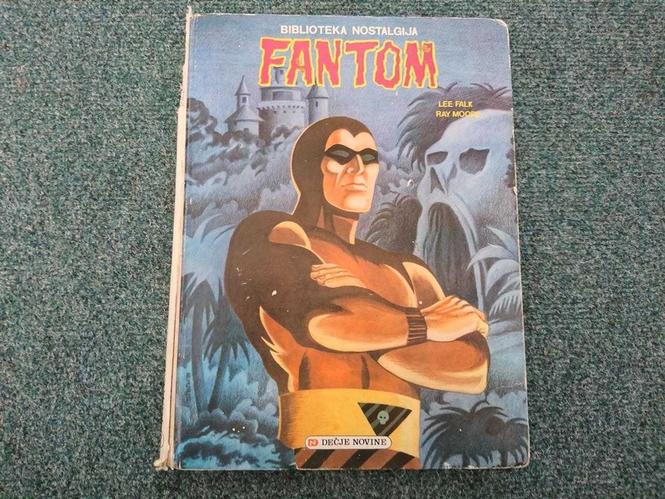 Fantom  (2) - Lee Falk, Ray Moore