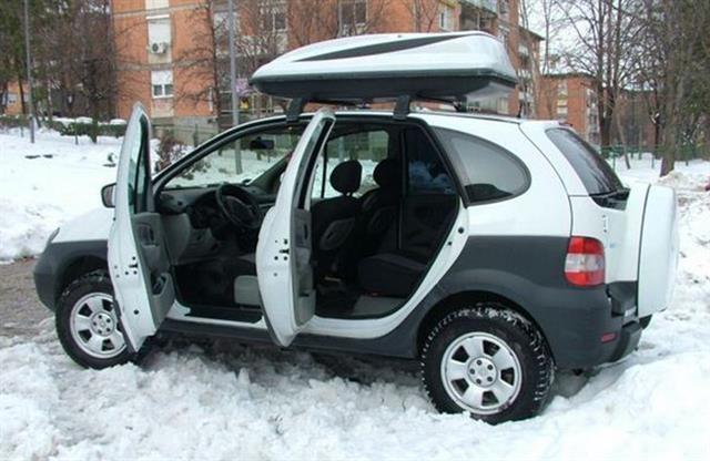 Renault-Scenic-RX4--00