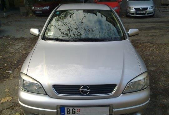 Opel Astra G 1,8 16V Klimatronik Elegance -02