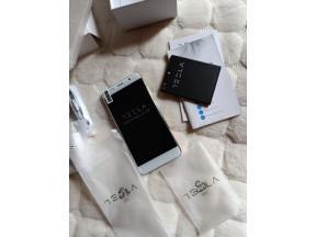 Tesla smartphone 6.2