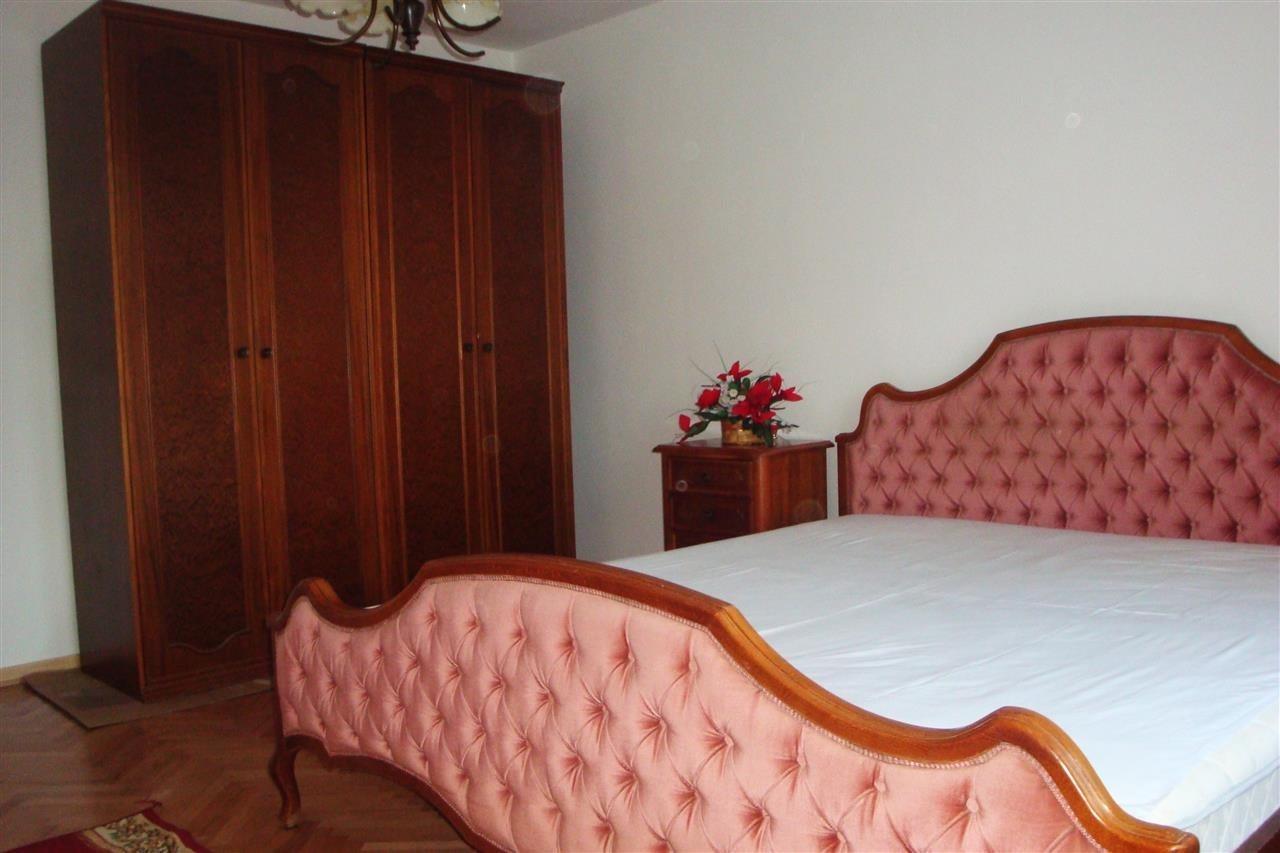 Izdaje-se-stan-u-Leskovcu