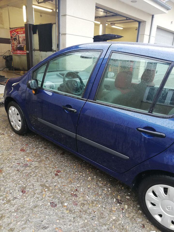 Renault-Modus-2006