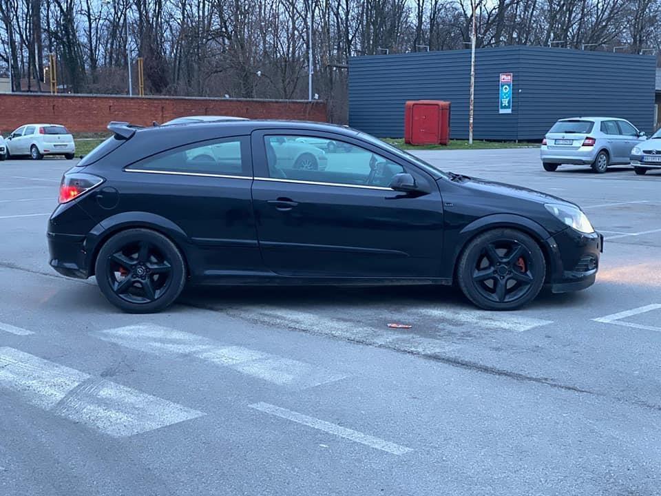 OPEL-ASTRA-H-OPC