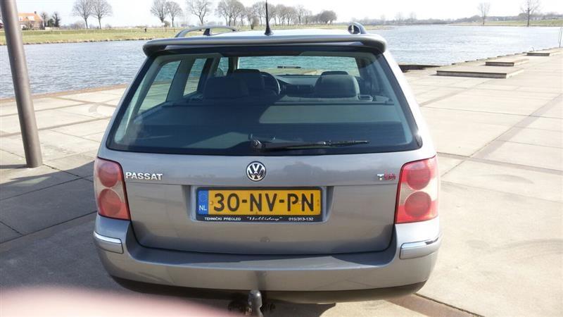 VWPASSAT--04-IZUZETAN