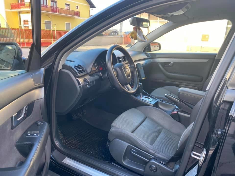 AUDI-A4-2-0-TDI