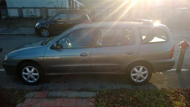 RENAULT-MEGAN-1-9-dci--02