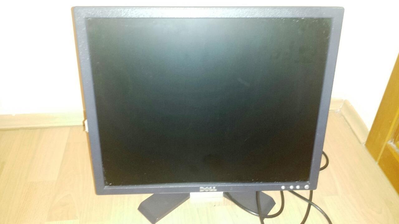 LCD-monitor-Dell