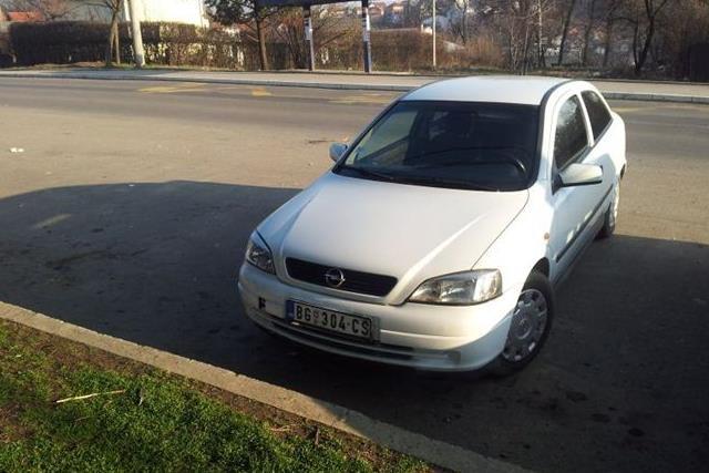 Opel-Astra-G--98