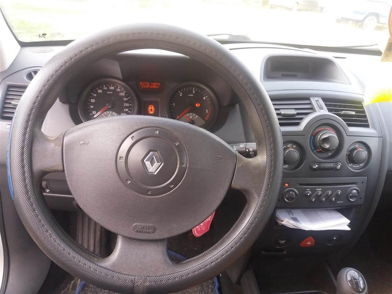 Renault-Megane-1-5-DCI
