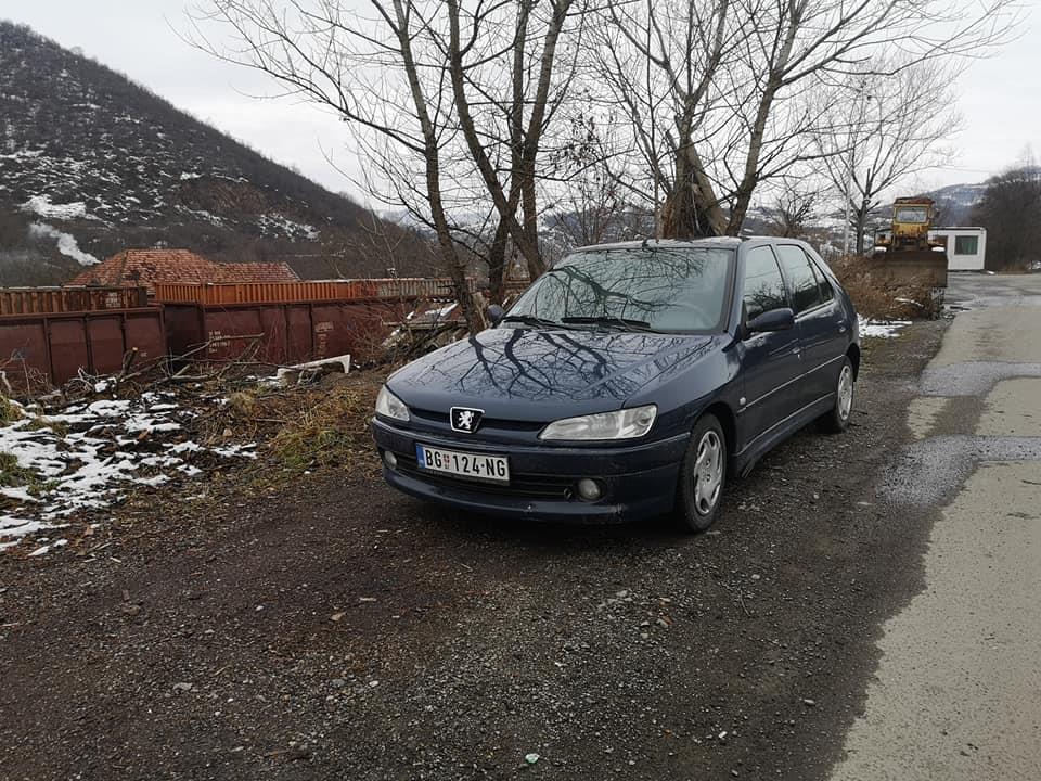 Peugeot-306