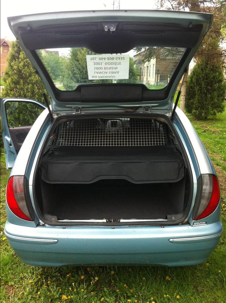 Lancia-Lybra