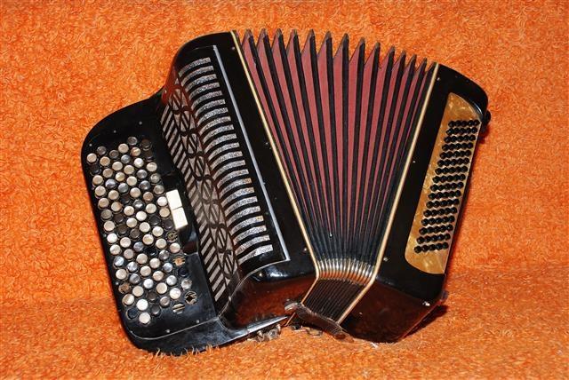 HARMONIKA-povolno