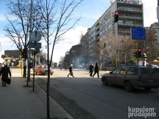 Hitno--Smederevo-centar-90m2-3-5-stan