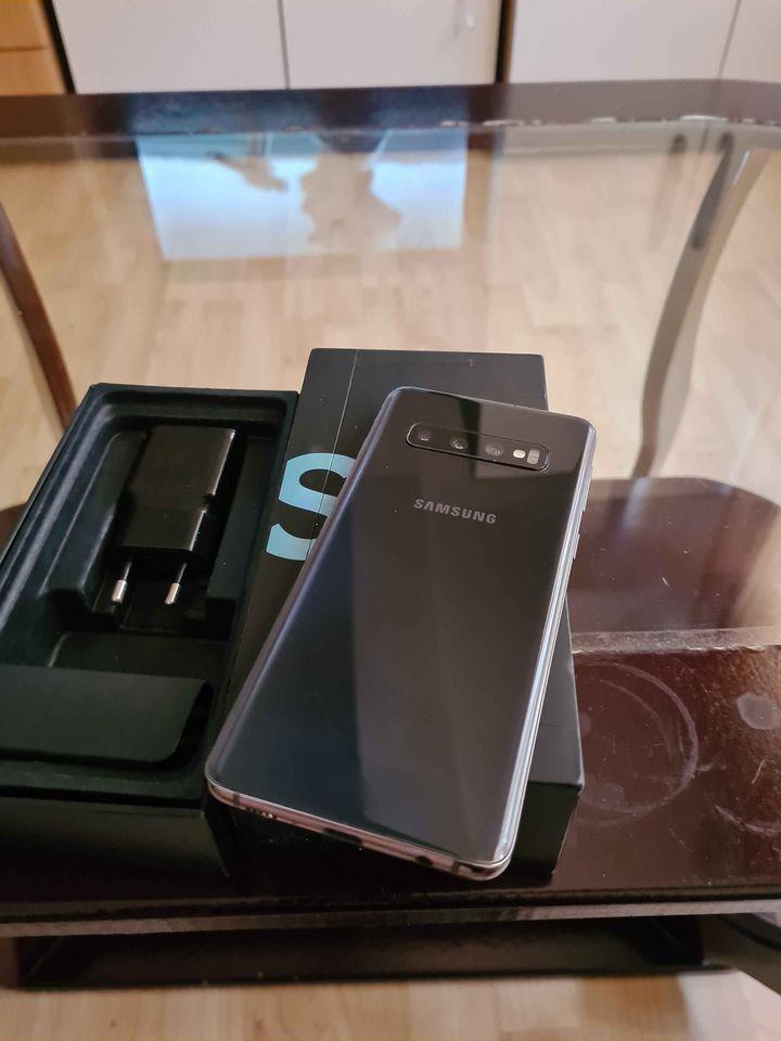 Samsung-S10