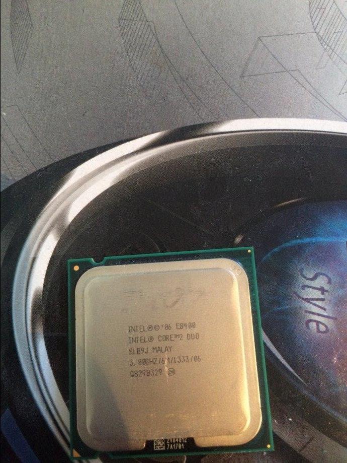 Intel-core-2-duo-E8400-3-0GHz