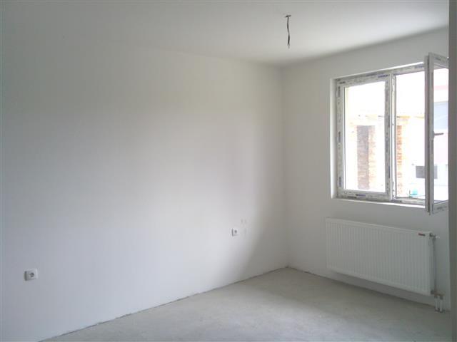 Trosoban dupleks 78m2 na Telepu