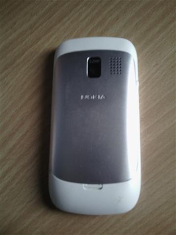 NOKIA-ASHA-302