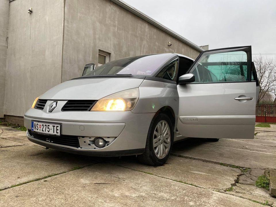 2005-Renault--Grande-Espace