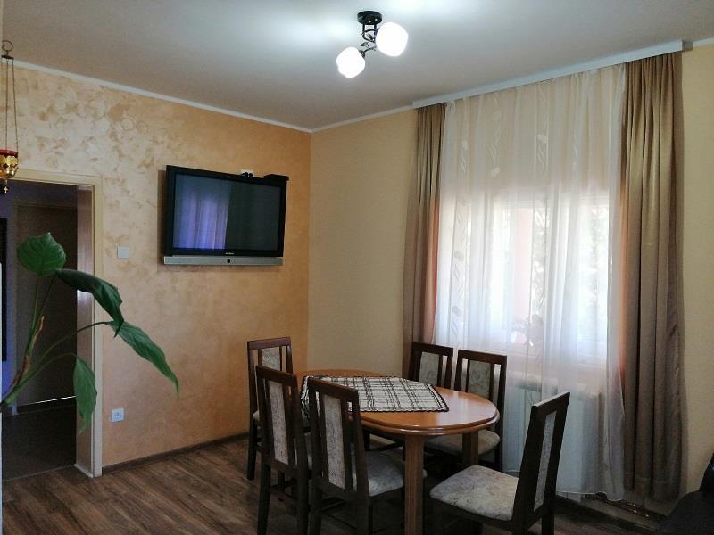 Dve-kuce-u-Baricu-100m2-i-40m2