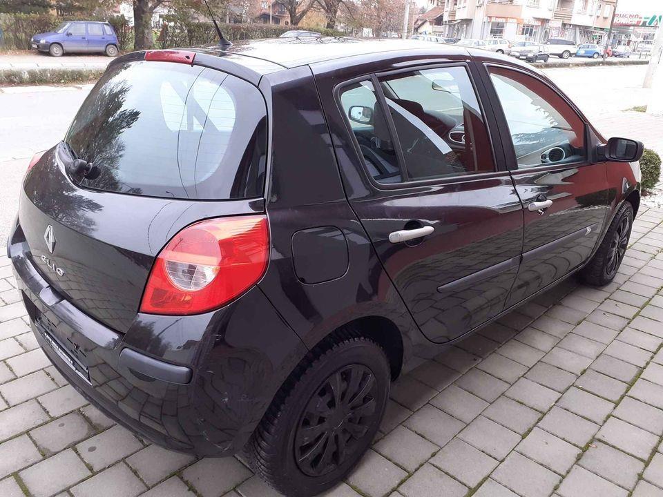 Renault-Clio-1-2-B
