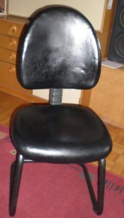 Stolica u koži
